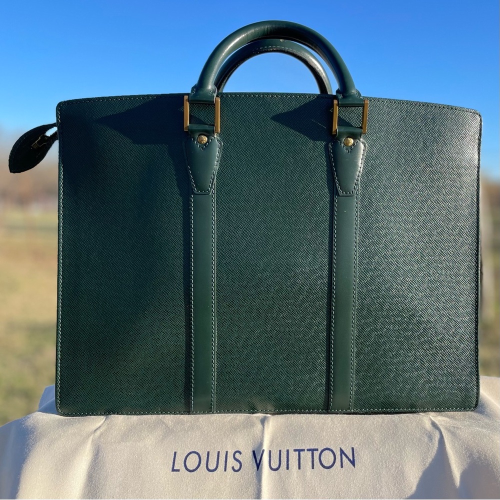 Louis Vuitton Taiga Briefcase! True Vintage Piece!
